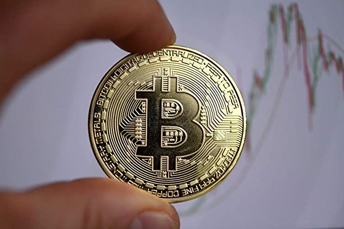 ¿Cuánto vale un Bitcoin al inicio?